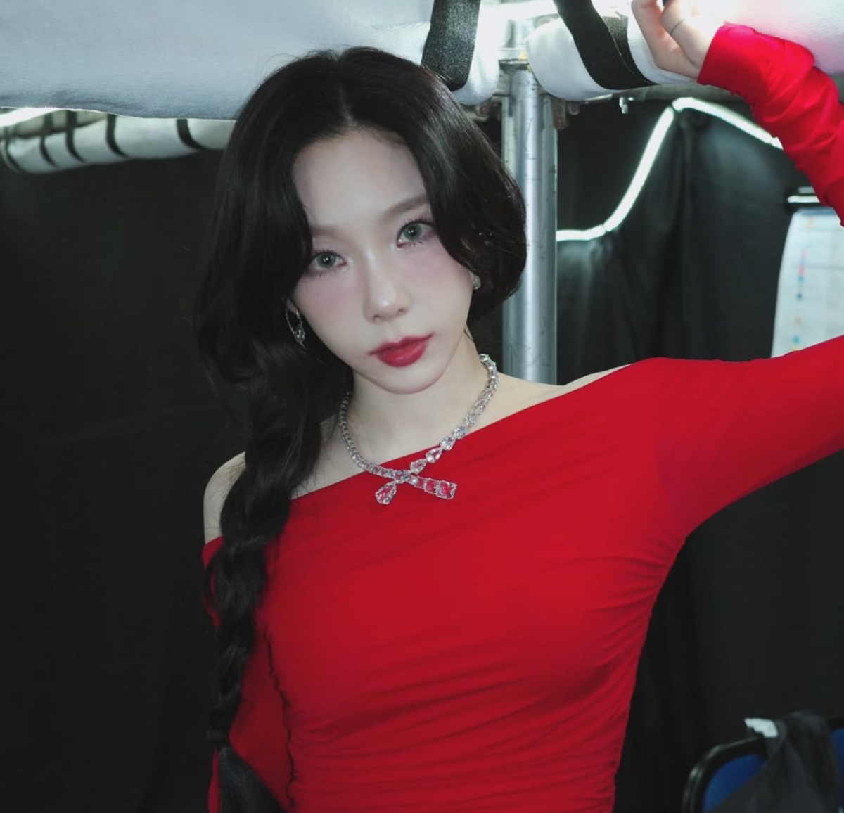 泰妍原定4月19、20日將前往日本東京舉辦演唱會，然而演出前兩天，經紀公司「SM娛樂」因設備問題，緊急取消演出，讓許多已經歌迷相當不滿。 圖：翻攝自泰妍IG
