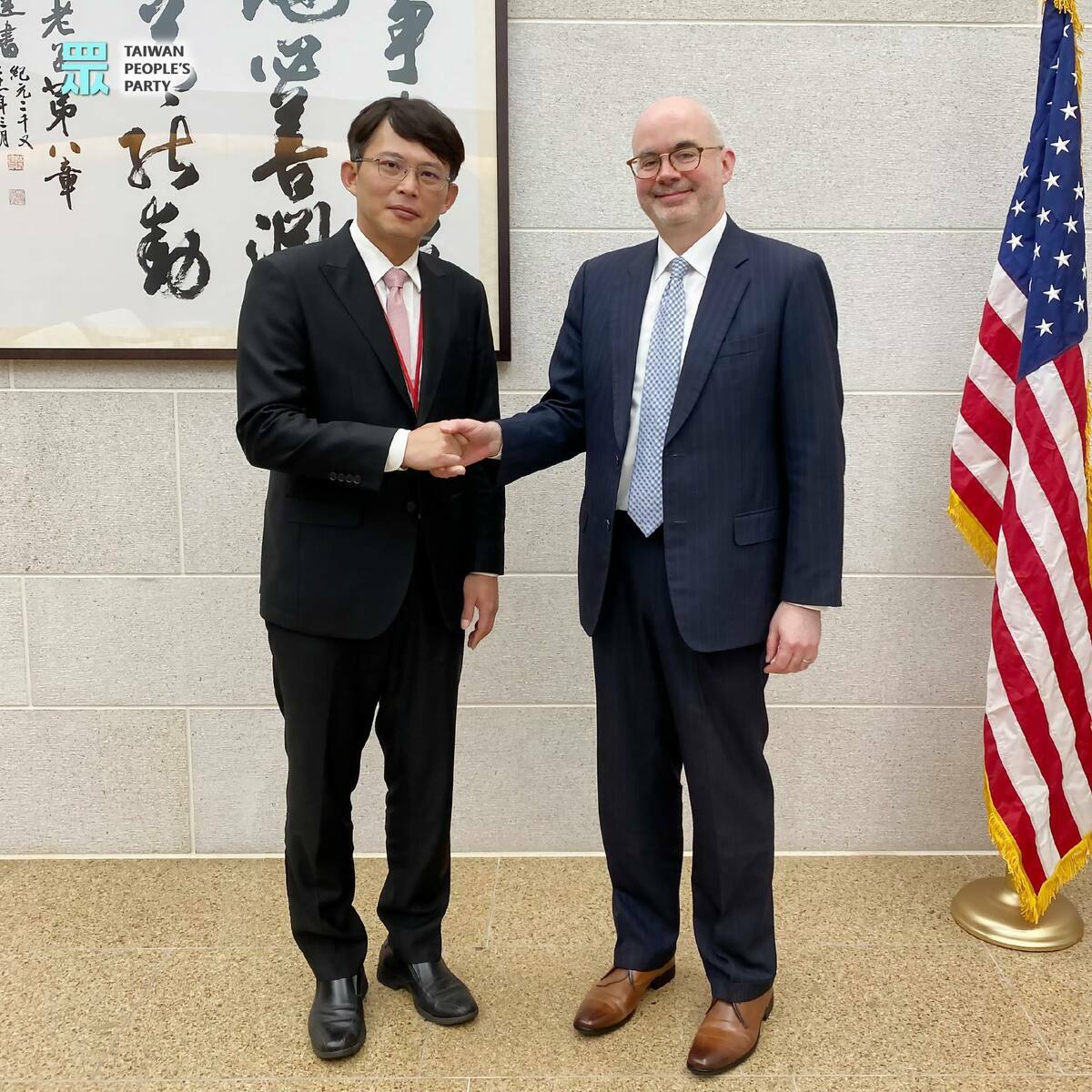 民眾黨主席黃國昌近日拜會AIT處長谷立言。 圖：民眾黨 / 提供