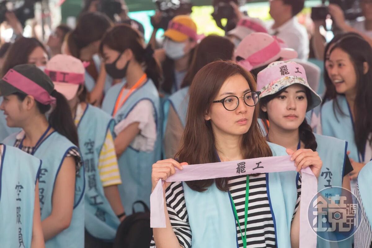 桃園市空服員職業工會在2019年6月間發動長榮空服員大罷工，時間持續17天，創下國內紀錄。（本刊資料照）