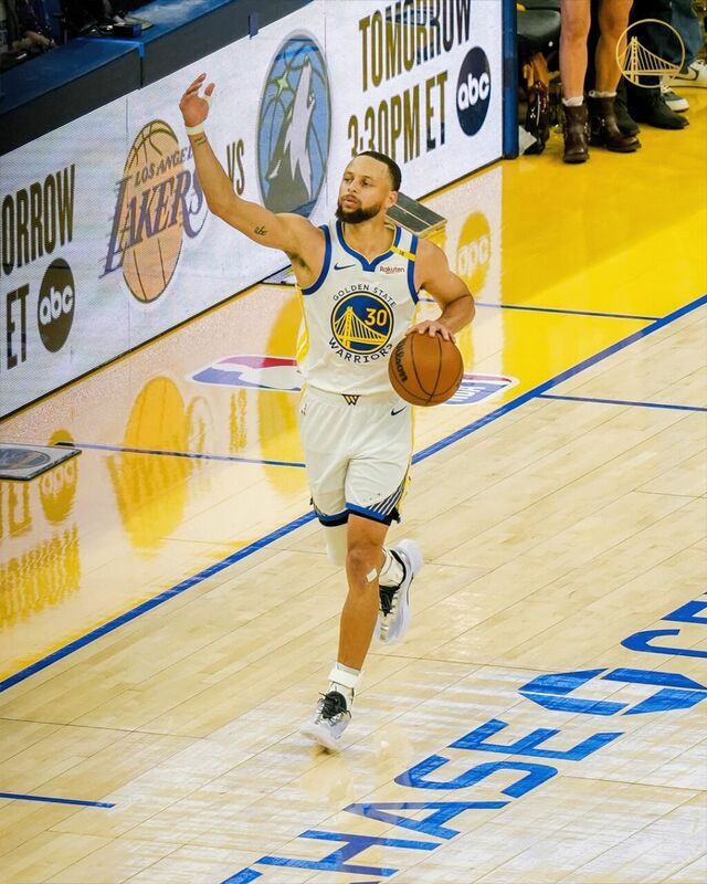 NBA培頓替補立大功 柯瑞轟36分勇士勝火箭