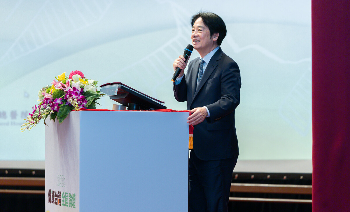 賴清德拋各地區自行管理健保總額，不必再經由健保署核定。 圖：總統府/提供