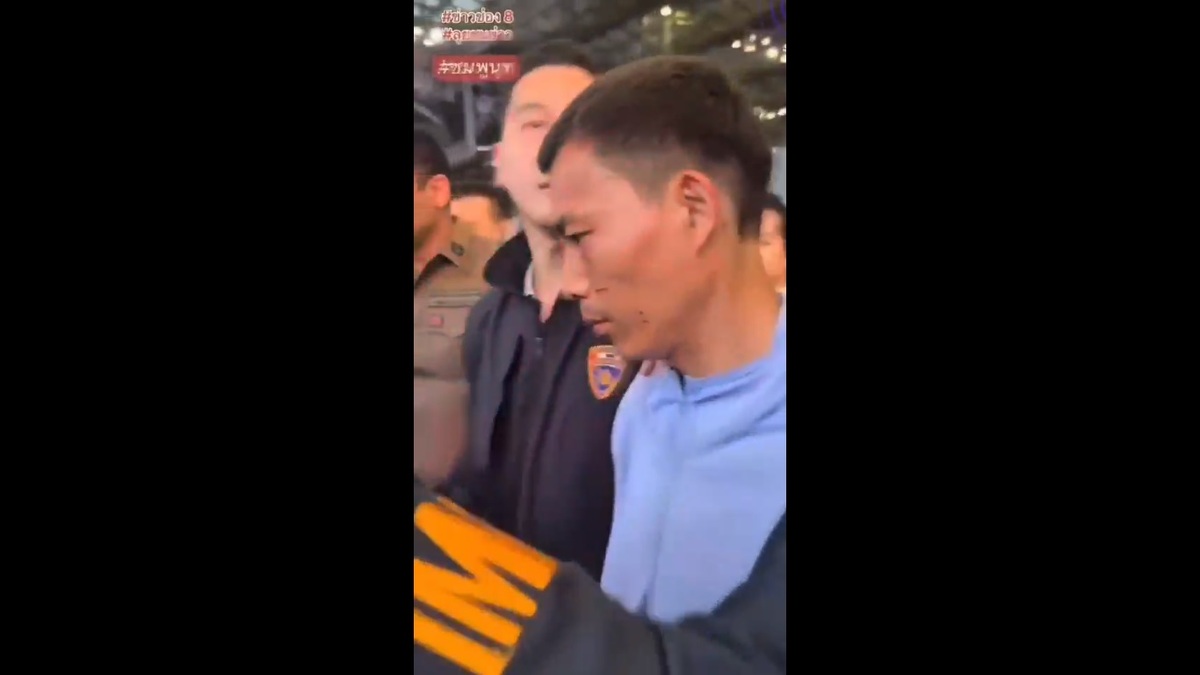 根據泰媒報導，傅通永在準備搭機逃回中國昆明時，在曼谷郊外的素萬納普國際機場遭泰國警方逮捕。 圖：擷取自 @fang_danie121 X 分享影片