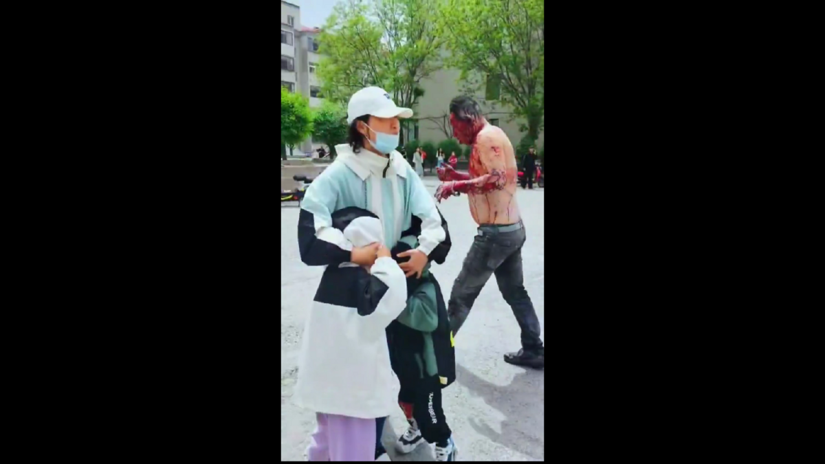 爆炸導致民眾滿身是傷。 圖:翻攝自影片