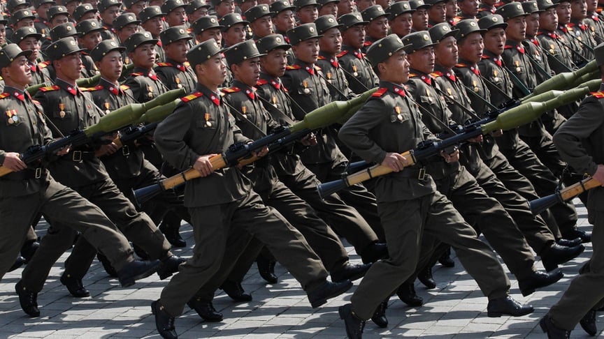 北韓（朝鮮）參與俄烏戰爭至今，約有 600 名士兵陣亡，另有約 4,100 人受傷，軍事總損失人數達 4,700 人。目前，北韓派遣至戰場的兵力總數約為 15,000 人。 翻攝自 X NEXTA