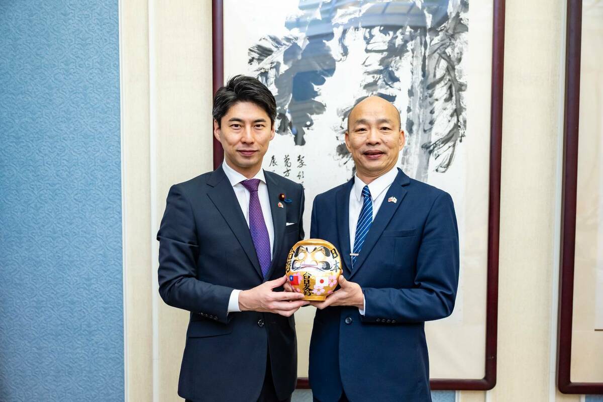 立法院長韓國瑜款宴日本自民黨青年局中曾根康隆與議會訪團。 圖：韓國瑜辦公室/提供