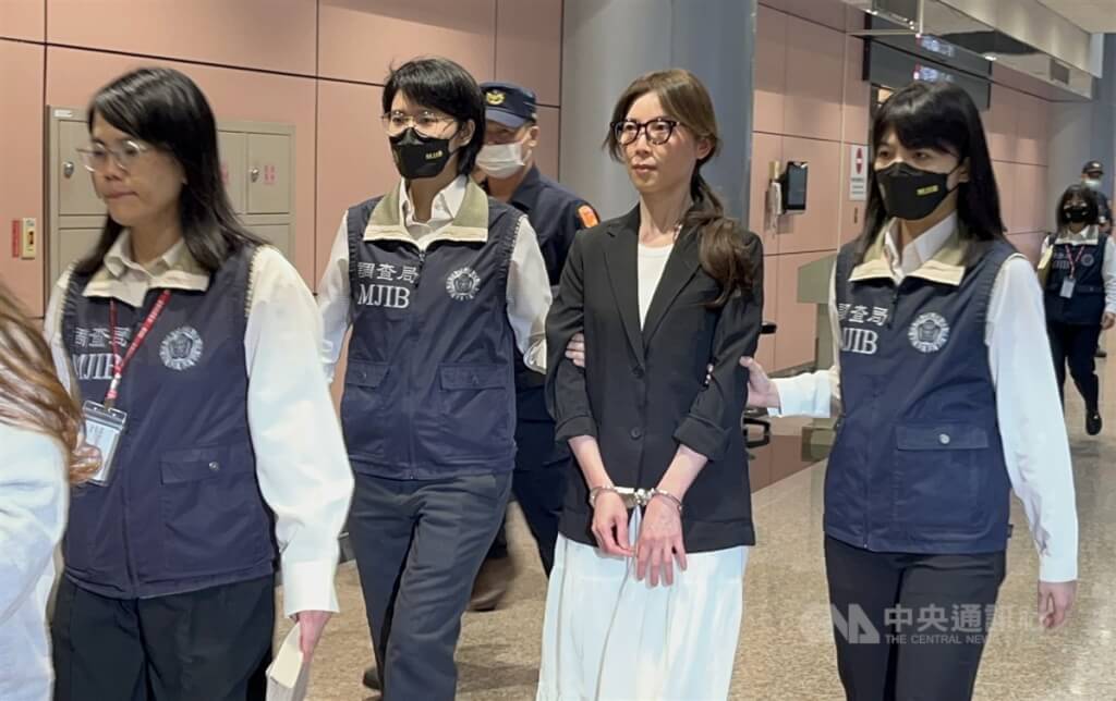 涉詐欺押解抵台 貴婦奈奈200萬元交保限制出境