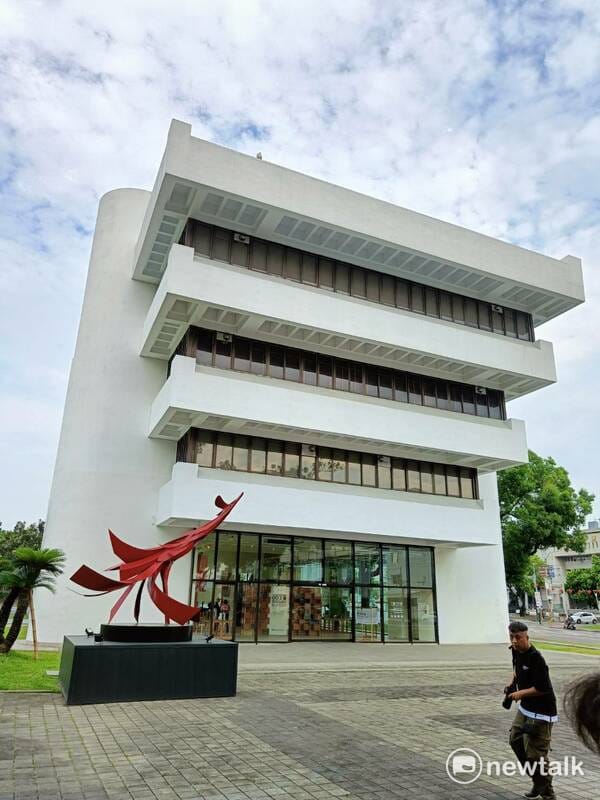 楊英風大師設計的工藝文化館已成歷史建築。 圖：唐復年/攝