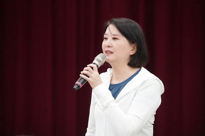 大罷免二階段進入尾聲，國民黨立委王鴻薇罷免案皆已突破民團目標份數，王鴻薇於3日舉辦政策說明會。 圖：翻攝自王鴻薇臉書