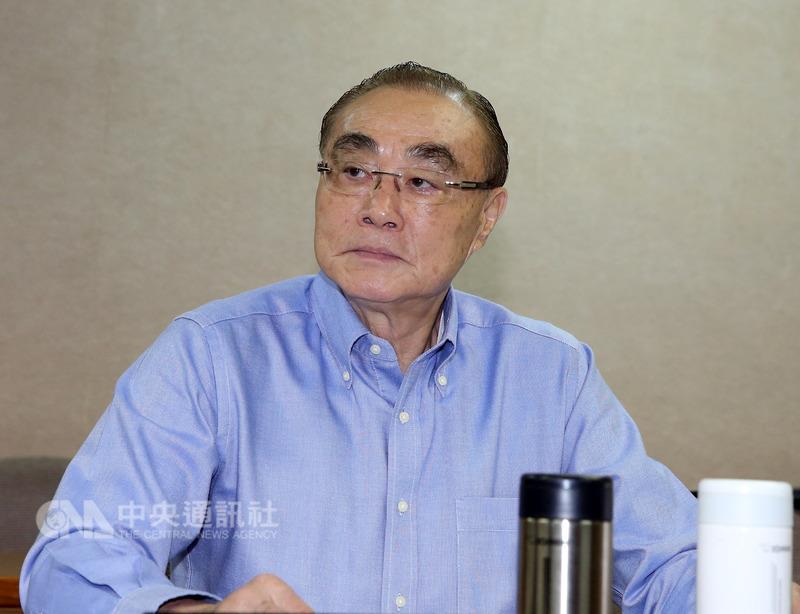 國防部長馮世寬（圖）出訪中南美洲邦交國，媒體報導，傳出內部已完成部長機要人事建議案。國防部27日發布新聞稿澄清指出，媒體報導完全子虛烏有，悖離事實。資料照片。 圖 : 中央社