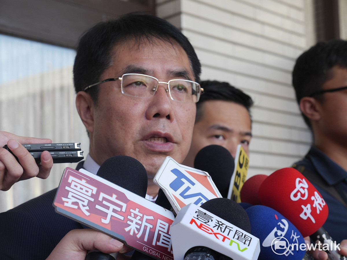 立委黃偉哲今（11）日表示，他日前才公布政見要爭取台積電三奈米廠落腳台南，行政院長賴清德8日上任後，第一件事就談到台積電三奈米製程投資案。 圖：趙婉淳/攝