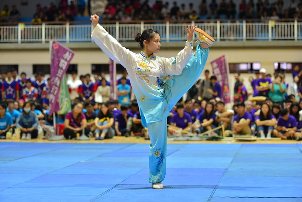 陳宜盈今 (28) 日在新竹體育館舉行的女子太極拳/太極劍全能決賽，以總和19.13，奪下銀牌。資料照片。 圖 : 翻攝自育達科技大學網頁