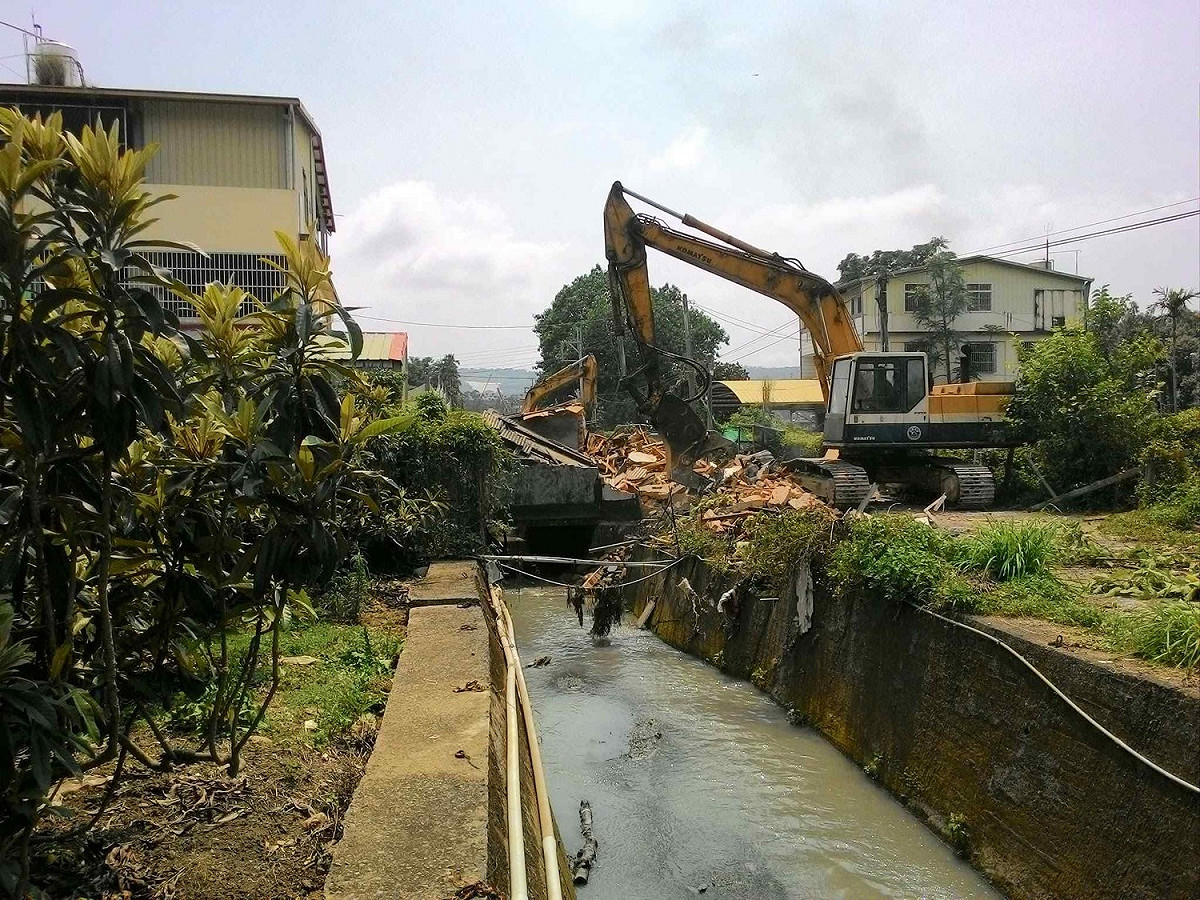 新社幼兒園旁違建拆除。 圖 : 台中市政府/提供