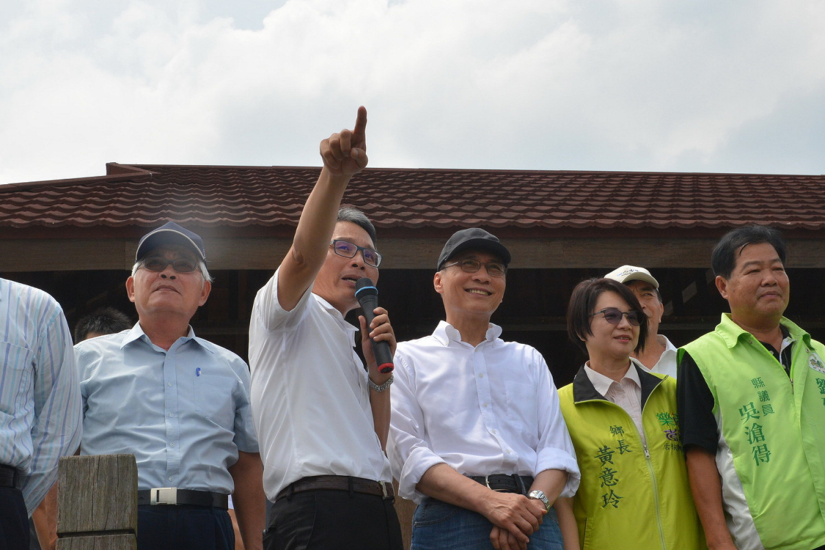 行政院長林全今（29）日前往雲林縣視察「前瞻基礎建設計畫(水環境)-湖山水庫第二原水管工程」。 圖：雲林縣政府/提供