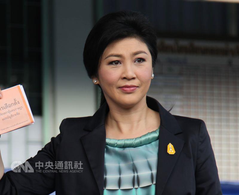 泰國外交部長29日表示，目前沒有撤銷前總理盈拉（圖）護照的計畫。 圖：翻攝自盈拉臉書Yingluck Shinawatra