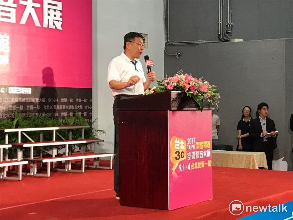 針對世大運檢討是否懲處台北市警察局局長邱豐光，台北市長柯文哲今（1）日重申，如果換人問題可解決就換人，但他認為是整個情治系統的問題。 圖 : 周煊惠/攝