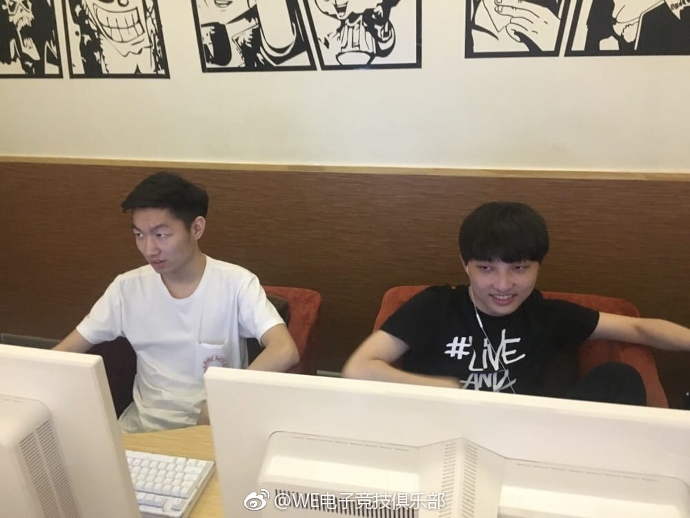 WE的訓練場地較為簡陋一點。 圖：翻攝自 WE 官方微博