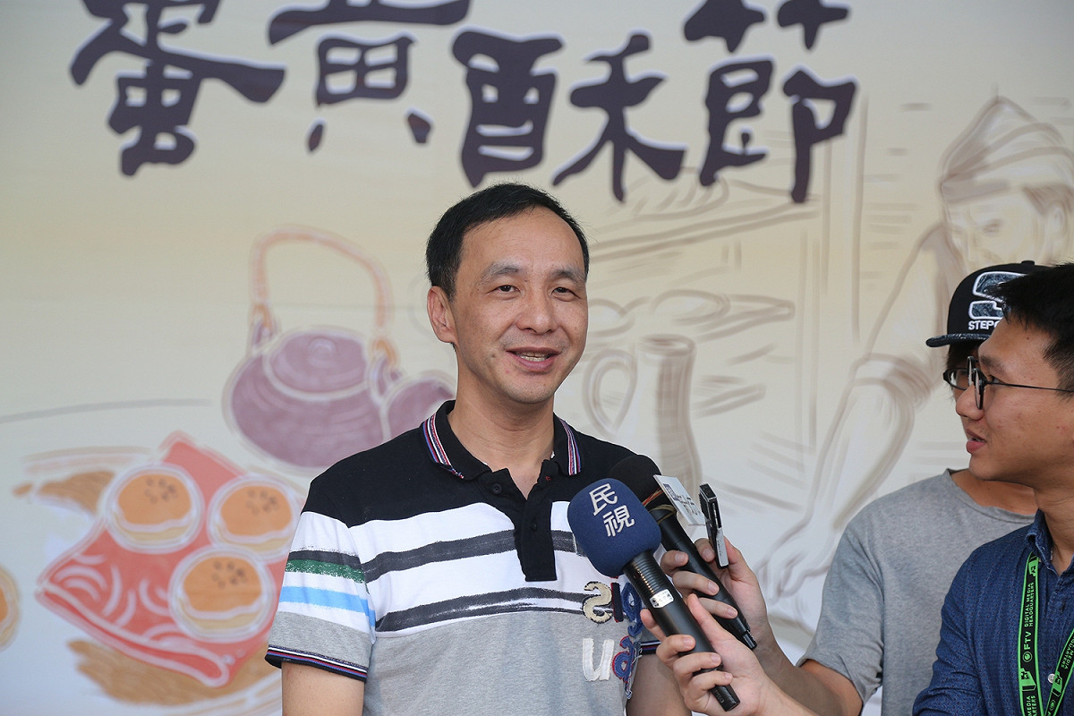朱立倫今再被問到新北市長國民黨候選人部分是否有屬意人選，他一貫四兩撥千金，表示所有候選人的推出都是以民意為依歸。 圖：新北市政府/提供