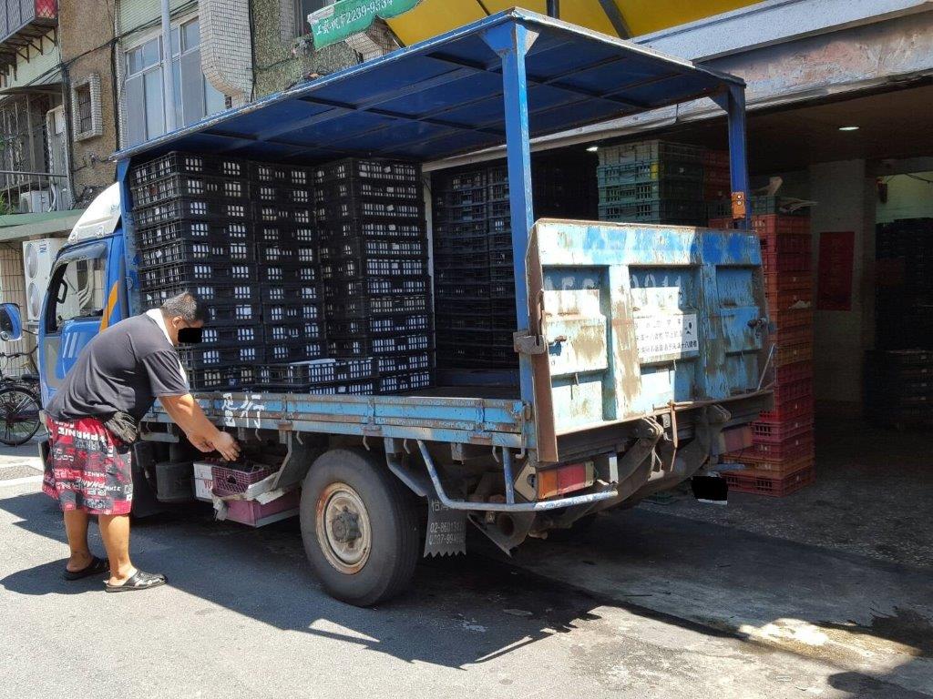 衛生局統計台北市受波及店家共計5家，分別為2家蛋行、3家餐飲店，目前已監督廠商退運，並且集中銷毀共計680公斤的問題蛋品。 圖：台北市衛生局提供