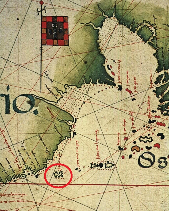 1554年葡萄牙人繪製的海圖，在北回歸線以北，畫了一個像變形蟲的島嶼，標註為Fremosa，疑似臺灣。 圖: 遠流／提供