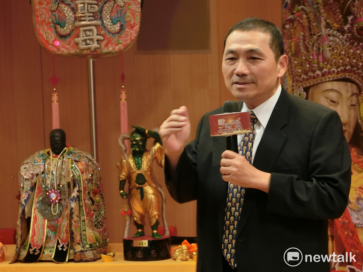 湄洲媽祖睽違20年將再度登台，9/23起巡安北北基，侯友宜在記者會中表示，自己也是在媽祖的庇佑下一步步來到台北發展。 圖：李書璇/攝