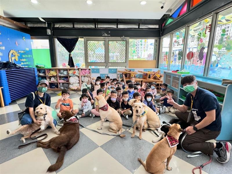 多元學習活動。 圖：台灣攜旺浪犬教育協會／提供