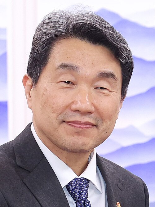 最近美國商業雜誌《CEOWORLD》公佈 2025 年全球創新指數排名，南韓以 97.68 分榮獲第三。圖為南韓代理總統李周浩。 圖：翻攝自維基百科