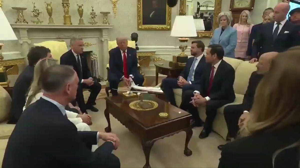 川普的副總統范斯（J.D. Vance）與國務卿盧比歐（Marco Rubio）經常陪伴川普左右，展現強烈政治布局意味。 圖:翻攝自影片