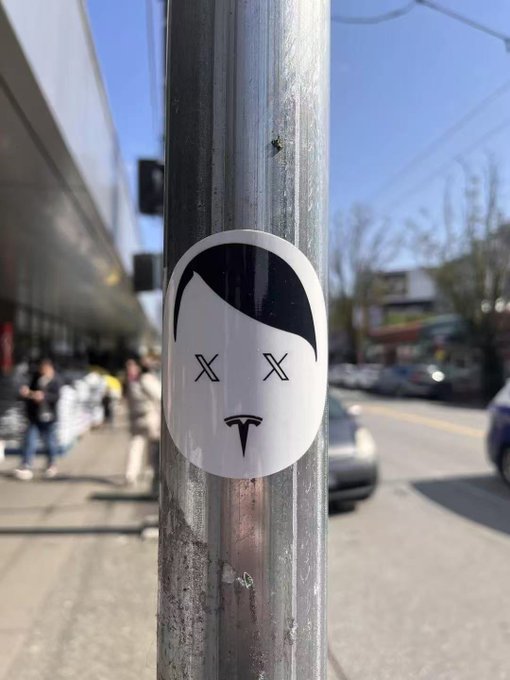 雖然特斯拉持續在電動車技術領域取得創新與領先，但許多歐洲國家仍對其執行長馬斯克先前的言論感到不滿，該公司在歐洲市場的銷售份額也不斷下滑。 圖：翻攝自 @fangshimin X 帳號