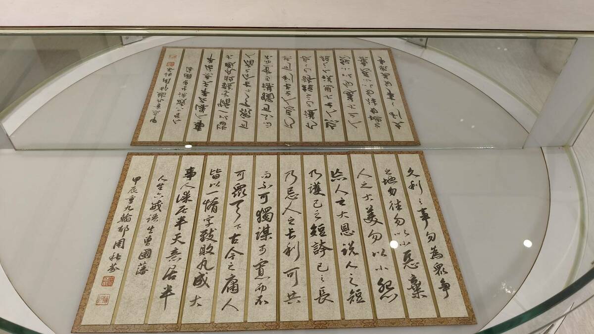 集結10位行草名家作品，備受書壇矚目的「驚雲─當代行草十人展」，自5/8至5/29在南台灣書法殿堂「明宗書法藝術館」轟動登場。 圖：黃博郎／攝