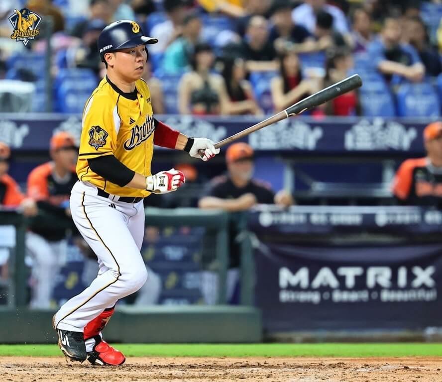 中華職棒中信兄弟隊7日例行賽在台中主場對上統一獅隊，詹子賢（圖）演出3安猛打賞、包辦3分打點，幫助兄弟以7比4奪下2連勝。（中信兄弟提供）中央社記者楊啟芳傳真  114年5月7日