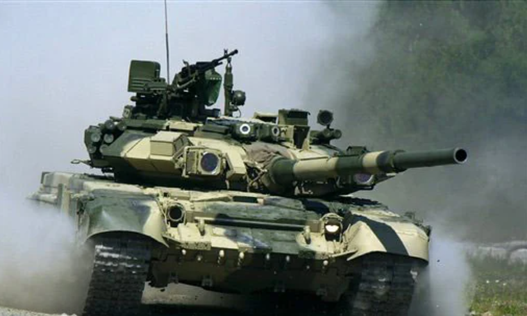 印軍的主力坦克是俄制 T-90S 坦克。 圖：翻攝自百度百科