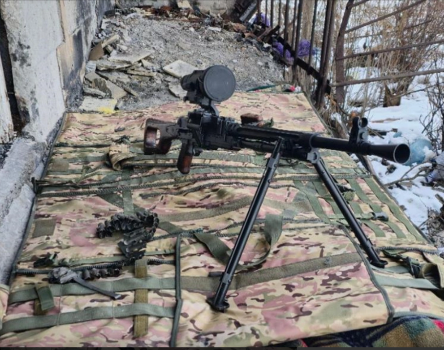 烏克蘭最近展示一挺罕見機槍，據稱是烏軍特種部隊從俄軍手中繳獲，經過辨認確定是 TKB-521。 圖：翻攝自丹書戰史