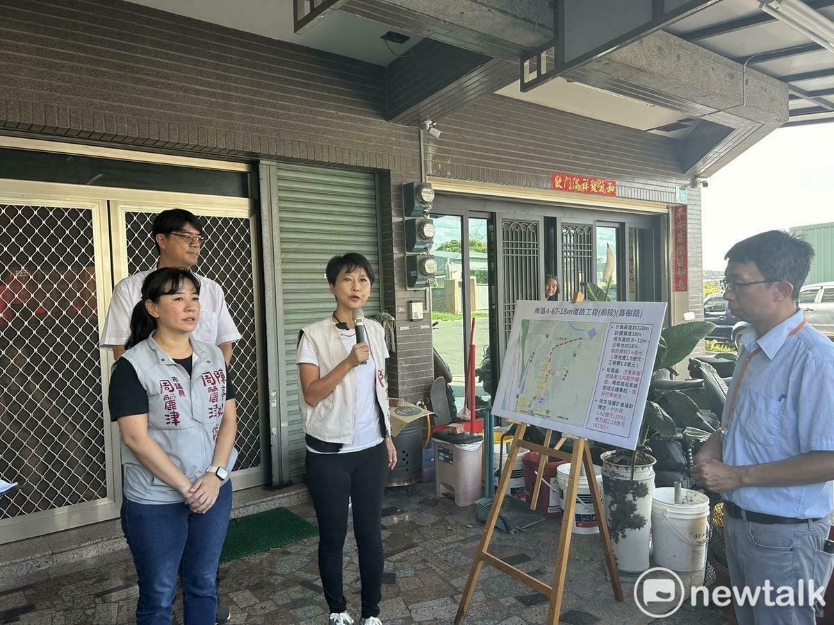 台南市南區喜樹路由明興路至20巷路段，因道路狹窄且彎道幅度大，交通事故頻繁，在地里長多次向市議員周麗津反映，經周麗津向立委陳亭妃陳情後，陳亭妃於去年邀集內政部國土管理署、台南市政府工務局及南區區公所等單位至現場會勘，爭取將「都市計畫道路4-67-18M（喜樹路段）」拓寬列為優先辦理計畫， 圖：陳亭妃服務處提供