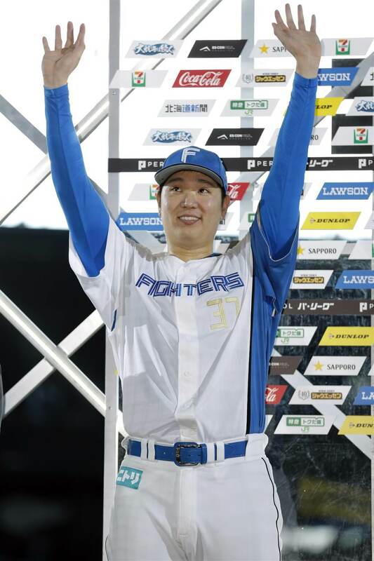 日職北海道日本火腿鬥士隊投手古林睿煬（圖）11日對樂天金鷲98球無四死球完封勝、表現亮眼，100球內完封勝成為繼郭泰源、陳偉殷之後台灣旅日球員第3人。（ⒸH.N.F.提供）
