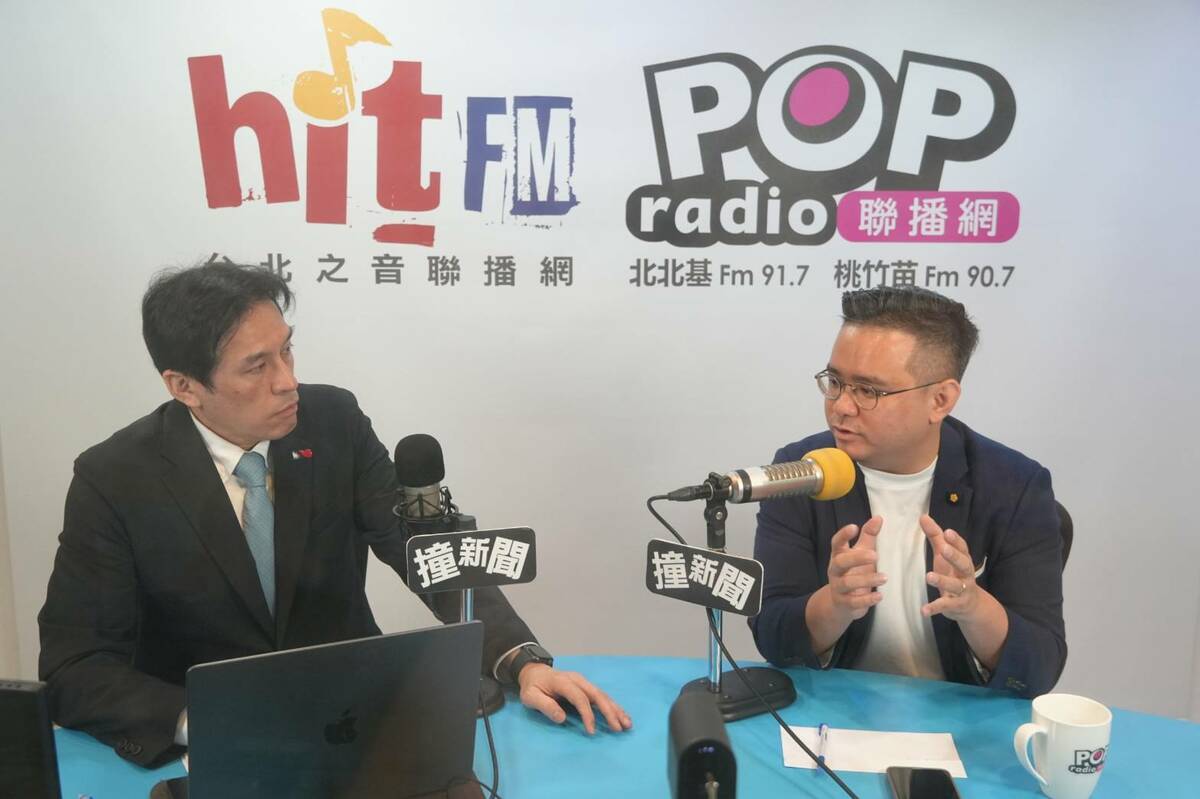 國民黨立委黃健豪接受《POP撞新聞》主持人黃暐瀚專訪。 圖：《POP撞新聞》/提供