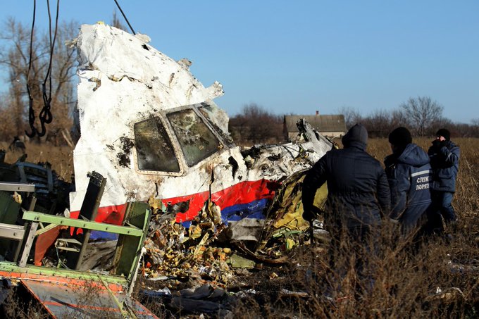 馬來西亞航空 17 號班機( MH17 )於 2014 年遭俄軍擊落，至今仍令許多民眾印象深刻。荷蘭外交部 12 日發布新聞稿稱，國際民航組織( ICAO )理事會於當日做出裁決，同意向俄羅斯追究擊落 MH17 以及違反《芝加哥公約》的責任，協助罹難者家屬伸張正義。 圖：翻攝自 @NOELreports X 帳號