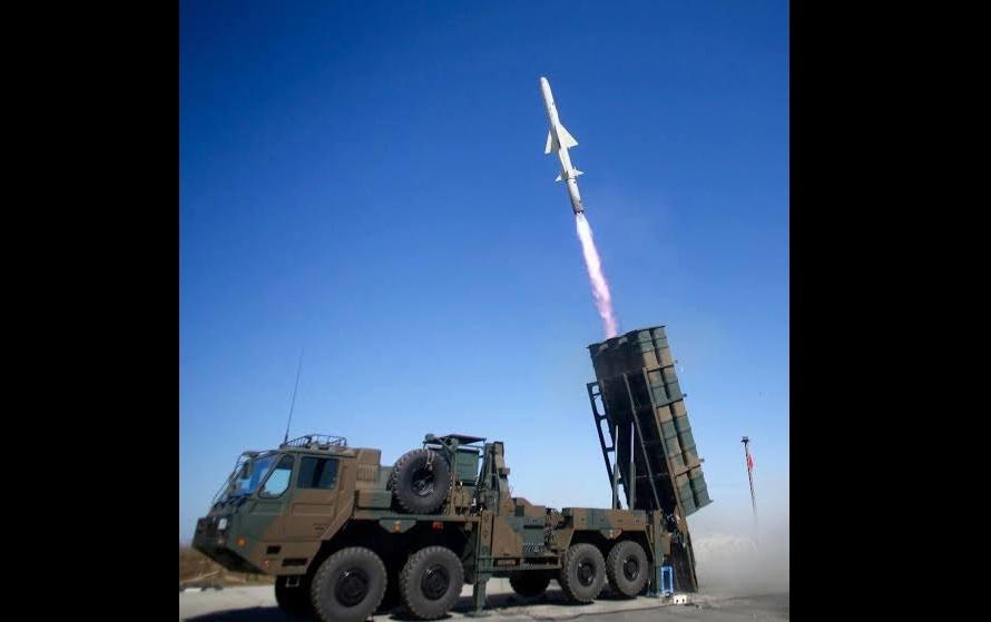 日本防衛省陸上幕僚監部 13 日宣布，日本陸上自衛隊預計在 6 月下旬於北海道進行「 88 式地對艦導彈」的試射活動，加強自身的防衛能力。 圖：翻攝自 @mayumi3141 X 帳號