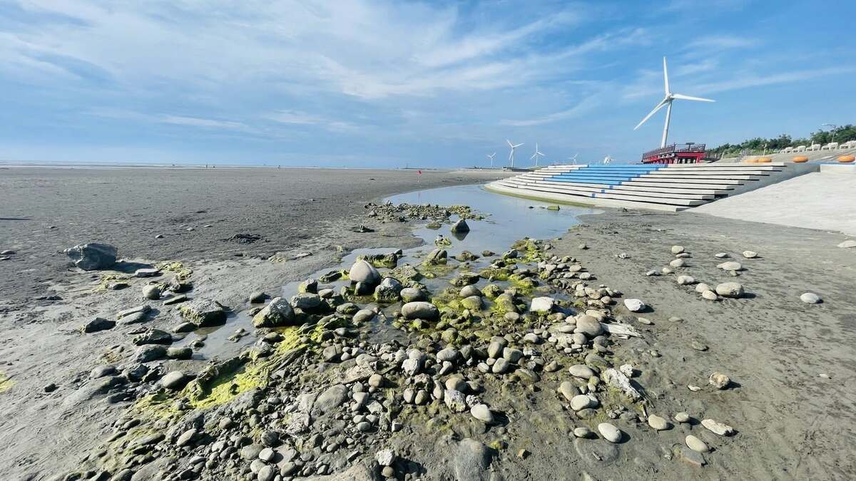 大安海水浴場 。 圖：台中市議員王立任提供