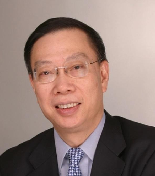原中國衛生部副部長黃潔夫說，他 2012 年做的肝移植手術有 500 多例，11 月到廣州做的肝移植手術，是按照中國標準公民自願捐獻的首例肝移植手術。 圖：翻攝自追查國際 X 帳號