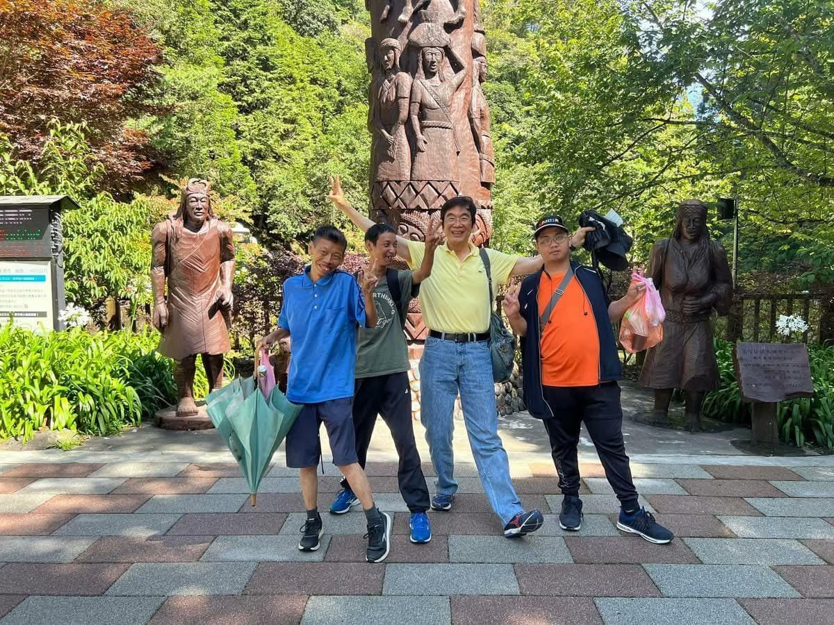 以琳之家為孩子們提供免費餐點，幫忙課後輔導，還幫他們安排才藝班，以及各種戶外活動。 圖：田春生提供