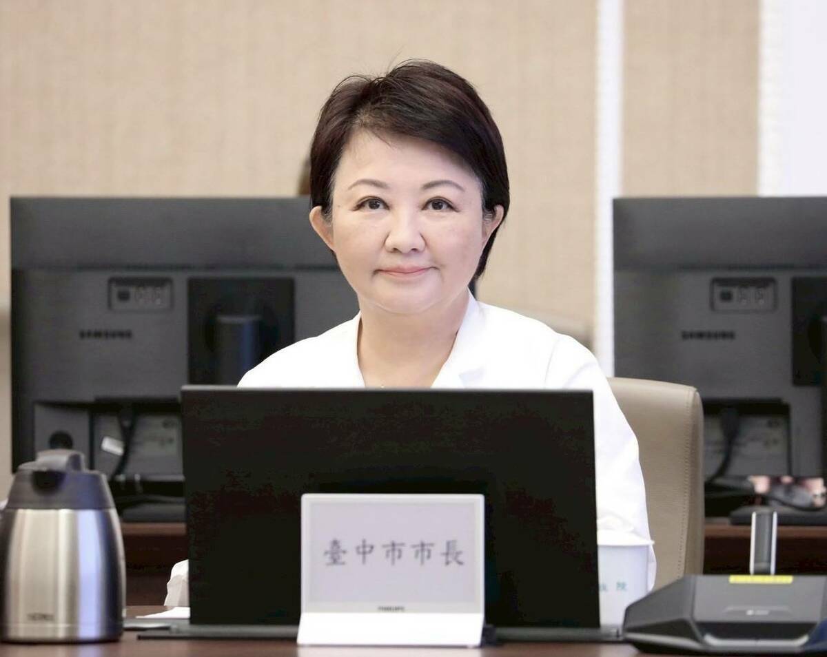 台中市長盧秀燕22日北上親自出席行政院會。 圖：台中市政府提供
