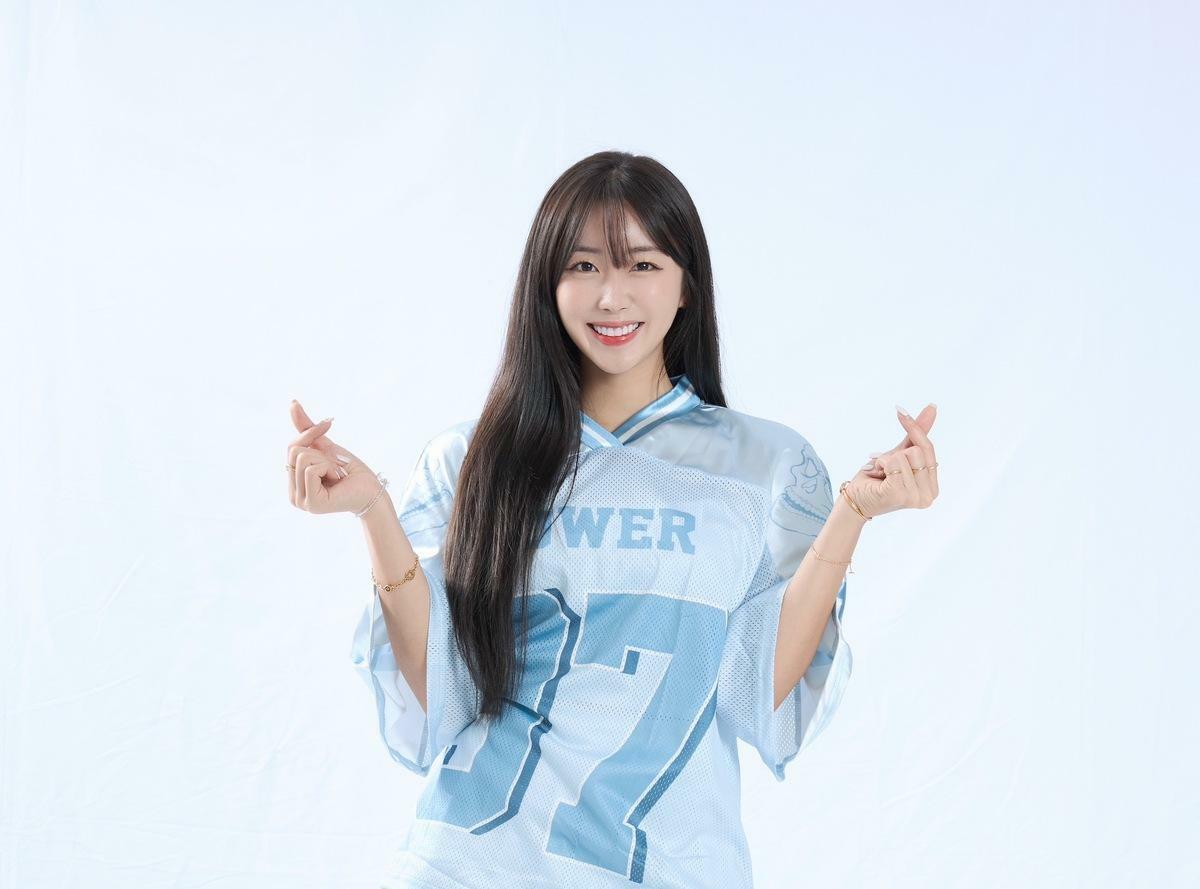 高人氣台鋼雄鷹Wing Stars女神安芝儇再度參與高雄端午嘉年華。  圖：高雄市運發局/提供