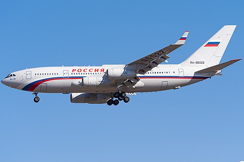 普丁搭乘的專機伊爾-96-300PU 很特殊，外界常稱其為「空中克里姆林宮」。 圖：翻攝自維基百科