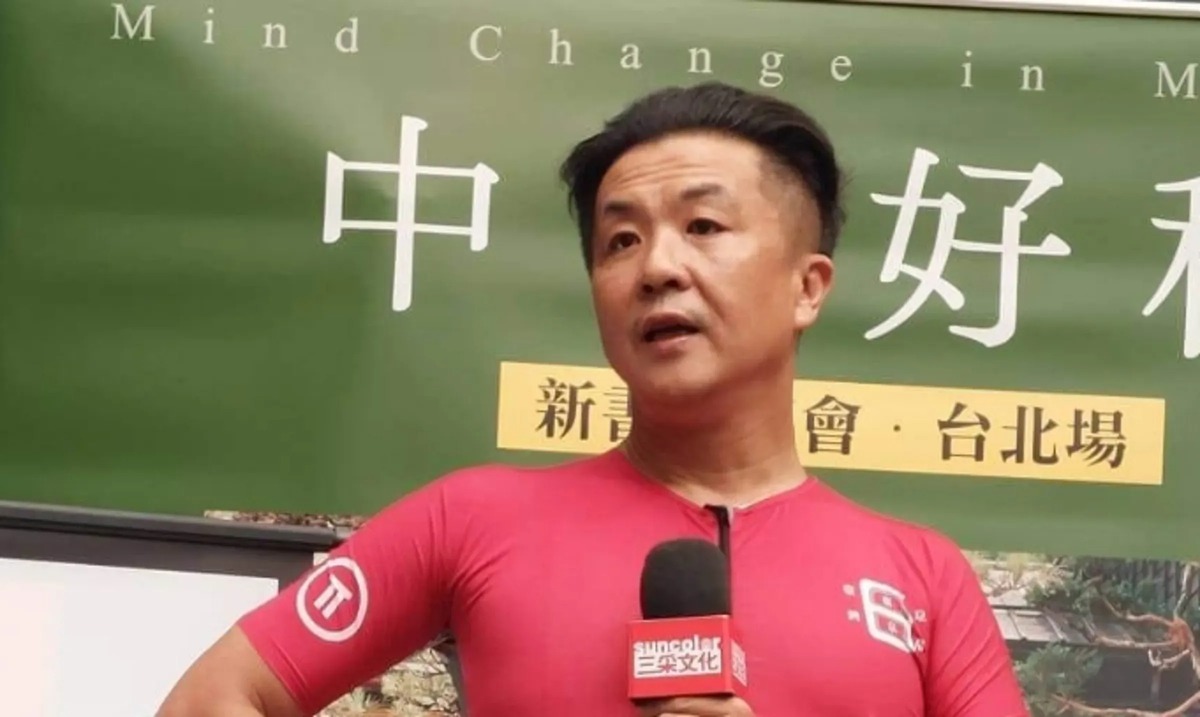 知名律師暨網紅呂秋遠近日因被爆出有非婚生子，引發社會熱議。 圖：翻攝自呂秋遠臉書