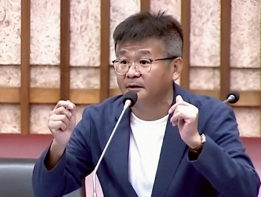 張勝富積極爭取帶狀疱疹疫苗納入補助範圍。 圖：張勝富服務處／提供