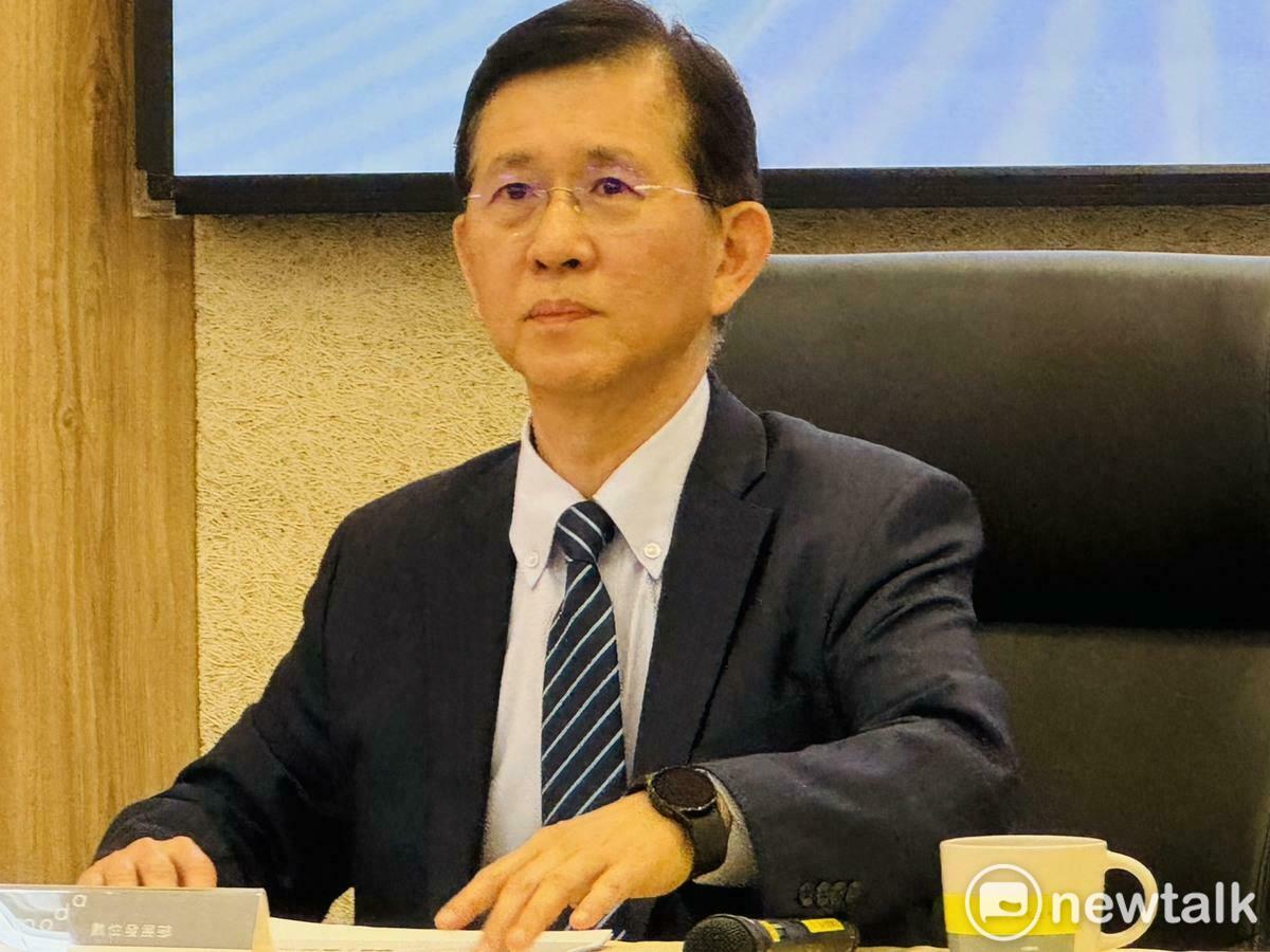數位發展部今 (3) 日召開黃彥男部長上任周年記者會。 圖：謝莉慧/攝