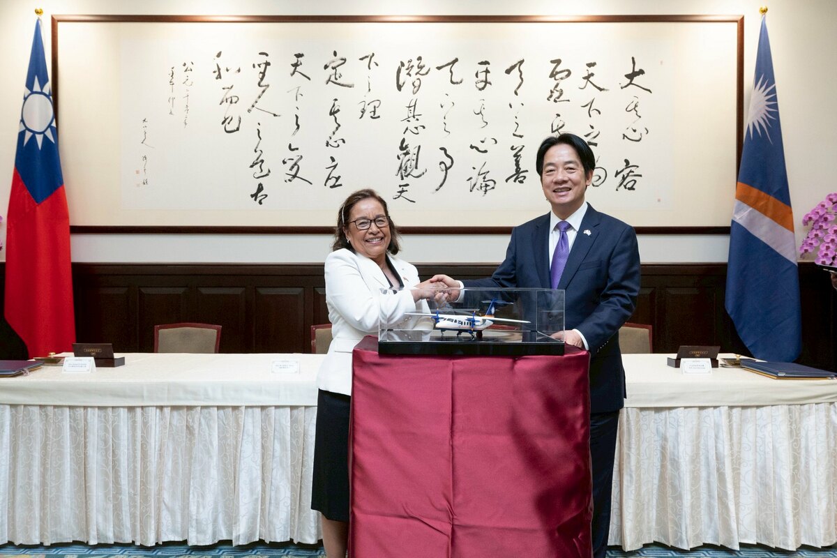我國提供購機優惠貸款給馬紹爾群島。 圖：總統府提供