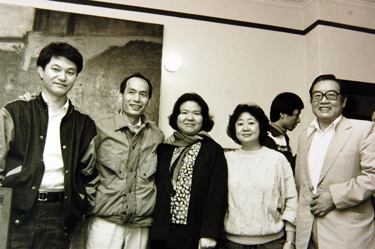 1988.5.2關懷台灣人權之夜.歡迎歷劫歸來的兄弟.張化民，左二為林正杰。 圖：邱萬興提供