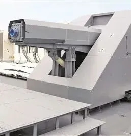 裝備於日本「飛鳥」號試驗艦的電磁軌道炮原型系統。 圖：翻攝自 騰訊新聞