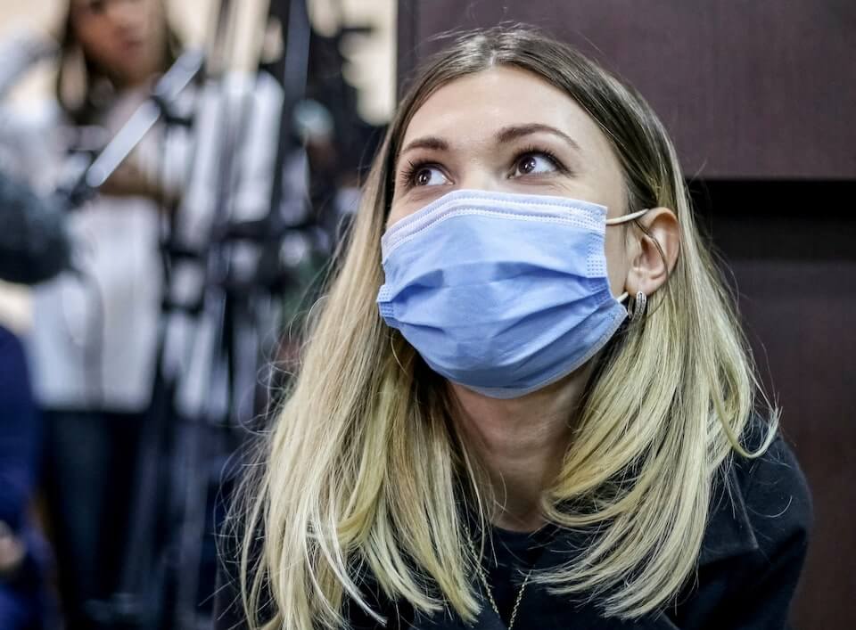 烏克蘭記者羅什奇娜2021年出席一場法庭聽審。（路透社） 圖：中央社提供